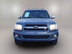 2007 TOYOTA SEQUOIA SUV V8, 4.7 LITER LIMITED SPORT UTILITY 4D at The One Autosales Inc in Phoenix , AZ 85022  33.60461470880989, -112.03641575767358