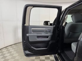 2015 RAM 1500 CREW CAB PICKUP V8, HEMI, 5.7 LITER SLT PICKUP 4D 5 1/2 FT