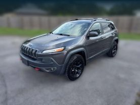2015 JEEP CHEROKEE SUV V6, 3.2 LITER TRAILHAWK SPORT UTILITY 4D