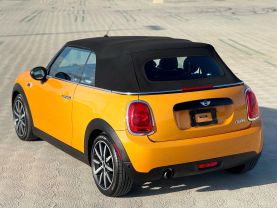 2017 MINI CONVERTIBLE CONVERTIBLE 3-CYL, TURBO, 1.5 LITER COOPER CONVERTIBLE 2D