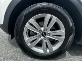 2019 KIA SPORTAGE SUV 4-CYL, GDI, 2.4 LITER LX SPORT UTILITY 4D