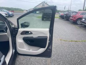 2019 CHRYSLER PACIFICA