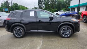 2024 Nissan Rogue - Image 4