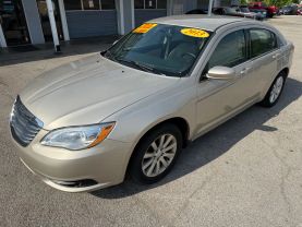 2013 CHRYSLER 200