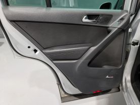2011 Volkswagen Tiguan - - Image 33