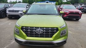 2024 Hyundai Venue - Image 2