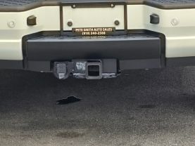 2015 Nissan Armadaplatinum Sport Utility 4d - Image 9
