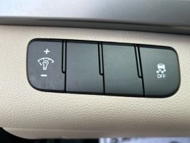 2017 HYUNDAI ELANTRA SEDAN 4-CYL, 2.0 LITER SE SEDAN 4D
