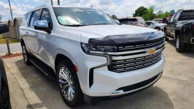 2021 Chevrolet Suburban - Image 3