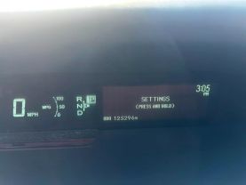 2010 TOYOTA PRIUS HATCHBACK 4-CYL, HYBRID, 1.8 LITER III HATCHBACK 4D