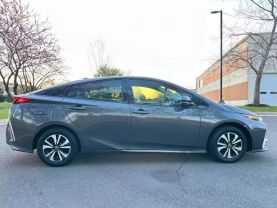 2017 TOYOTA PRIUS PRIME