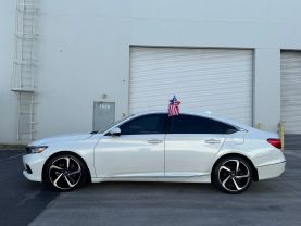 2022 HONDA ACCORD HYBRID SEDAN 4-CYL, HYBRID, I-VTEC, 2.0 LITER TOURING SEDAN 4D
