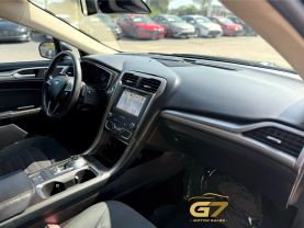 2019 Ford Fusion - Image 11