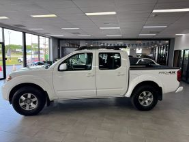 2012 NISSAN FRONTIER CREW CAB PICKUP V6, 4.0 LITER PRO-4X PICKUP 4D 5 FT