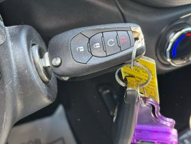 2021 CHEVROLET TRAILBLAZER SUV 3-CYL, ECOTEC, TURBO, 1.2 LITER LS SPORT UTILITY 4D at T&T Repairables - used car dealership in Spencer, Indiana.
