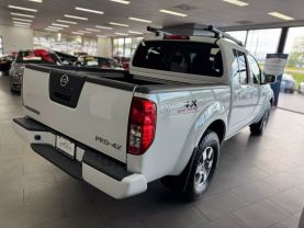 2012 NISSAN FRONTIER CREW CAB PICKUP V6, 4.0 LITER PRO-4X PICKUP 4D 5 FT