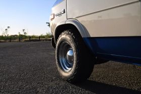1994 GMC VANDURA 2500 VAN V8, 5.7 LITER VAN