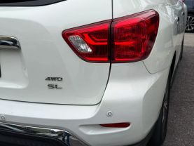 2017 NISSAN PATHFINDER SUV V6, 3.5 LITER SL SPORT UTILITY 4D