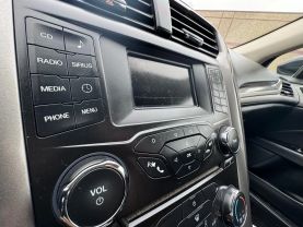 2017 FORD FUSION SEDAN 4-CYL, 2.5 LITER SE SEDAN 4D