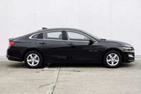 2023 Chevrolet Malibu - Image 7