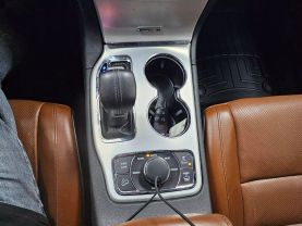 2018 JEEP GRAND CHEROKEE SUV V8, VVT, 5.7 LITER SUMMIT SPORT UTILITY 4D