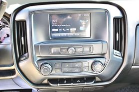 2018 CHEVROLET SILVERADO 1500 CREW CAB PICKUP V8, ECOTEC3, 5.3 LITER CUSTOM PICKUP 4D 5 3/4 FT