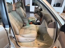 1999 LEXUS LX SUV V8, 4.7 LITER LX 470 SPORT UTILITY 4D