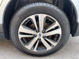 2019 SUBARU OUTBACK WAGON 4-CYL, 2.5 LITER 2.5I LIMITED WAGON 4D - Gesner Auto Inc in Taunton, MA, 41.88613, -71.14527