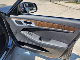 2015 HYUNDAI GENESIS