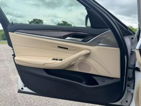 2017 BMW 5 SERIES SEDAN 6-CYL, TURBO, 3.0 LITER 540I SEDAN 4D