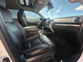 2021 TOYOTA TUNDRA CREWMAX PICKUP V8, 5.7 LITER LIMITED PICKUP 4D 5 1/2 FT