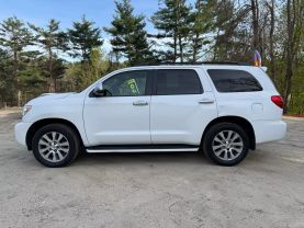 2015 TOYOTA SEQUOIA SUV V8, 5.7 LITER LIMITED SPORT UTILITY 4D
