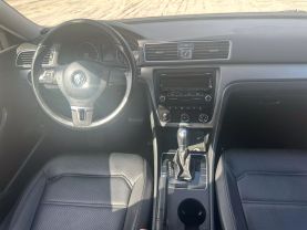 2014 VOLKSWAGEN PASSAT