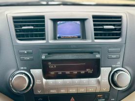 2011 TOYOTA HIGHLANDER SUV V6, 3.5 LITER SPORT UTILITY 4D