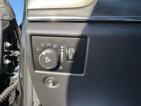 2011 JEEP GRAND CHEROKEE SUV V8, 5.7 LITER OVERLAND SPORT UTILITY 4D