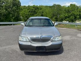2008 LINCOLN TOWN CAR SEDAN V8, FLEX FUEL, 4.6 LITER SIGNATURE LIMITED SEDAN 4D