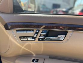 2012 MERCEDES-BENZ S-CLASS SEDAN V8, TWIN TURBO, 4.6 LITER S 550 SEDAN 4D
