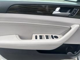 2017 Hyundai Sonata Limited Sedan 4d - Image 16