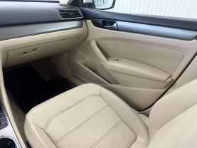 2014 VOLKSWAGEN PASSAT