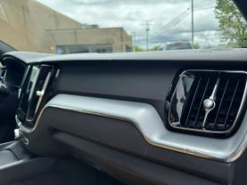 2020 VOLVO XC60 SUV 4-CYL, DRIVE-E, TURBO, 2.0 LITER T5 MOMENTUM SPORT UTILITY 4D