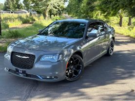 2019 CHRYSLER 300 SEDAN V6, 3.6 LITER 300S SEDAN 4D