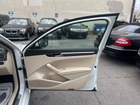 2017 VOLKSWAGEN PASSAT SEDAN 4-CYL, TURBO, 1.8 LITER 1.8T R-LINE SEDAN 4D
