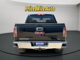 2018 GMC SIERRA 1500 CREW CAB PICKUP V8, ECOTEC3, 5.3 LITER SLT PICKUP 4D 5 3/4 FT
