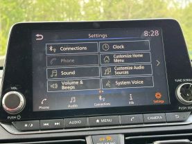 2022 NISSAN ALTIMA SEDAN 4-CYL, 2.5 LITER 2.5 SR SEDAN 4D at T&T Repairables - used car dealership in Spencer, Indiana.