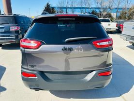 2018 JEEP CHEROKEE SUV 4-CYL, ZERO EVAP, 2.4 LITER LATITUDE SPORT UTILITY 4D