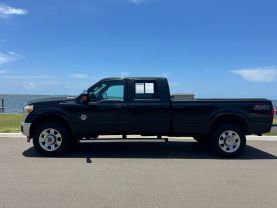 2015 FORD F350 SUPER DUTY CREW CAB PICKUP V8, TURBO DIESEL, 6.7L LARIAT PICKUP 4D 8 FT