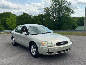 2004 FORD TAURUS SEDAN V6, 3.0 LITER SE SEDAN 4D