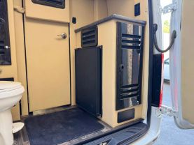 2019 MERCEDES-BENZ SPRINTER 3500 XD CREW CARGO V6, TURBO DIESEL, 3.0 LITER HIGH ROOF W/170" WB VAN 3D