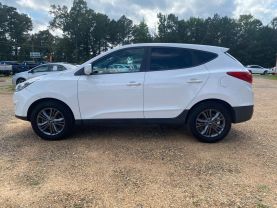 2015 HYUNDAI TUCSON SUV 4-CYL, 2.0 LITER GLS SPORT UTILITY 4D