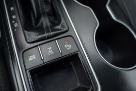 2018 KIA SORENTO SUV 4-CYL, GDI, 2.4 LITER LX SPORT UTILITY 4D